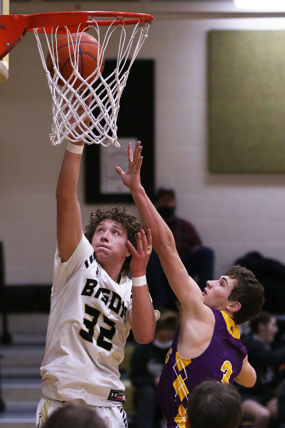 Calvin Rule scores on a lay up